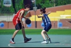 搞笑打球爆料视频下载安装